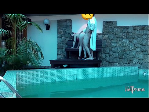 ❤️ Oga pe iranṣẹbinrin si awọn pool, sugbon ko le koju kan gbona ️  Ibalopo ❌️